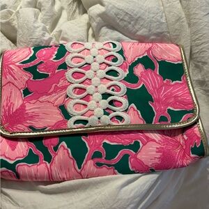 Lilly Pulitzer clutch